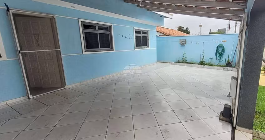 Casa para venda em São Gabriel de 70.00m² com 4 Quartos e 2 Garagens