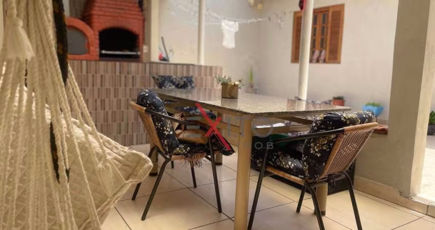 Casa para venda em Parque Guarani de 222.00m² com 3 Quartos, 1 Suite e 2 Garagens
