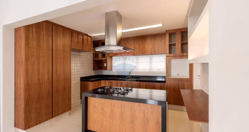 Casa de Condomínio para venda em Jardim Botânico de 207.00m² com 3 Quartos, 3 Suites e 4 Garagens