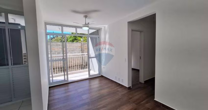 Apartamento para alugar em Jardim Maria Rosa de 62.00m² com 2 Quartos, 1 Suite e 1 Garagem