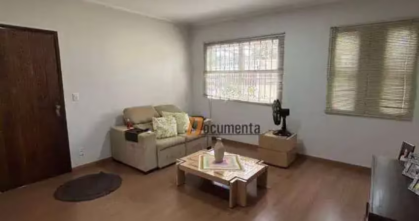 Casa para venda em Icaray de 171.00m² com 3 Quartos, 1 Suite e 2 Garagens
