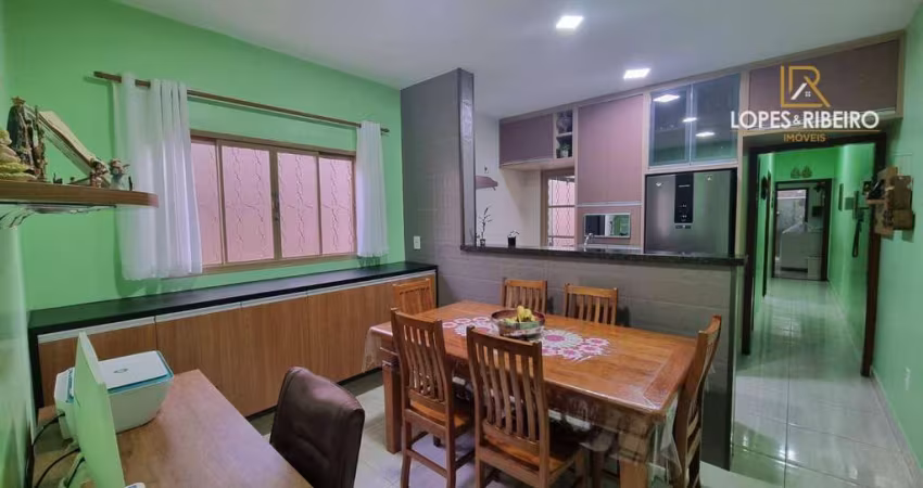 Casa para venda em Jardim Ouro Verde de 100.00m² com 2 Quartos, 1 Suite e 2 Garagens