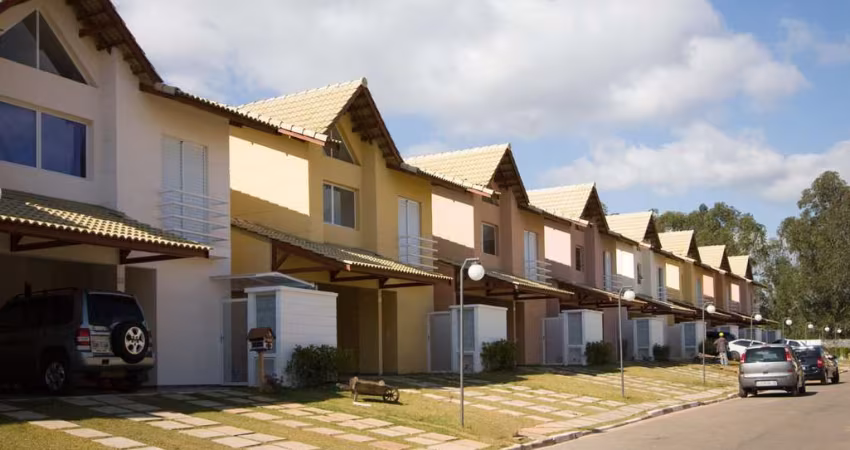 Casa para venda em Jardim Colibri de 150.00m² com 3 Quartos, 3 Suites e 4 Garagens