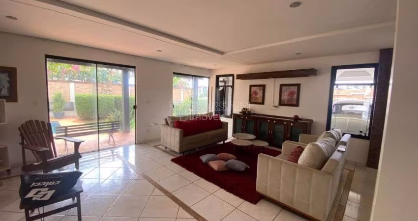 Sobrado para venda em Jardim Dos Flamboyants de 336.00m² com 3 Quartos, 3 Suites e 4 Garagens