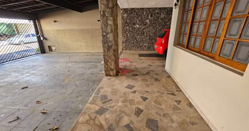 Casa para alugar em Jardim Pitangueiras I de 200.00m² com 2 Quartos, 1 Suite e 2 Garagens