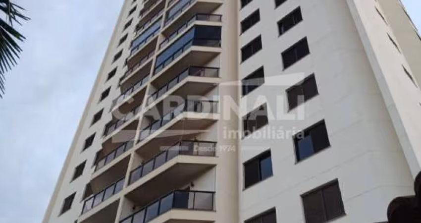 Apartamento para venda em Centro de 132.00m² com 3 Quartos, 1 Suite e 2 Garagens