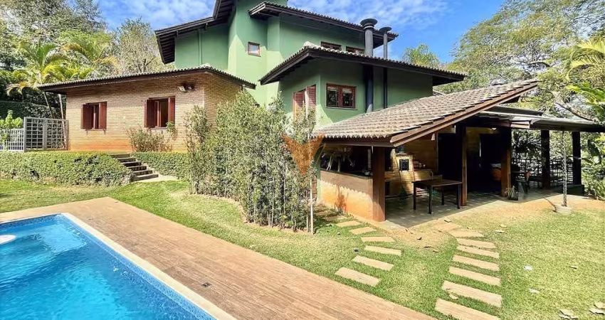Casa para venda em Residencial Euroville de 444.62m² com 4 Quartos, 4 Suites e 7 Garagens
