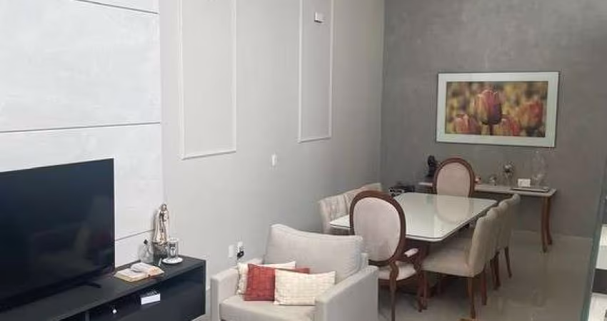 Casa de Condomínio para venda em Jardim Porto Real de 346.00m² com 4 Quartos, 2 Suites e 2 Garagens