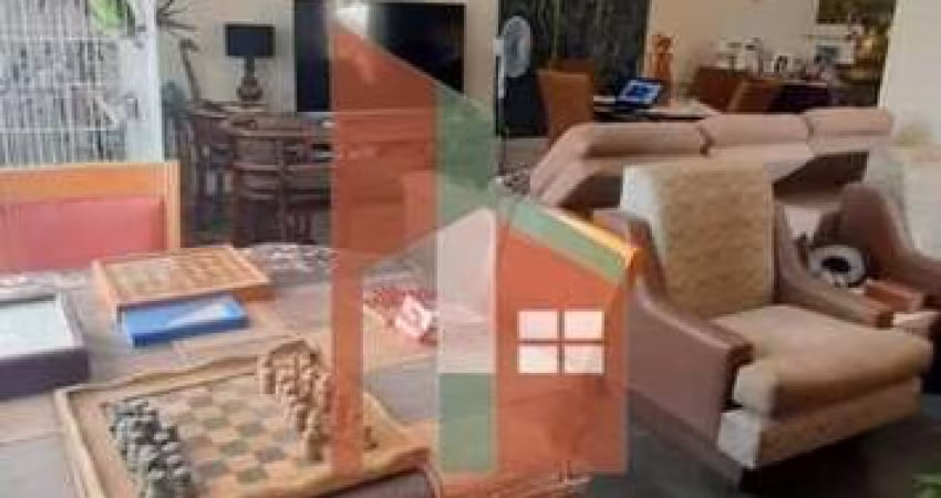 Casa para venda em Jardim Morumbi de 200.00m² com 4 Quartos, 2 Suites e 6 Garagens
