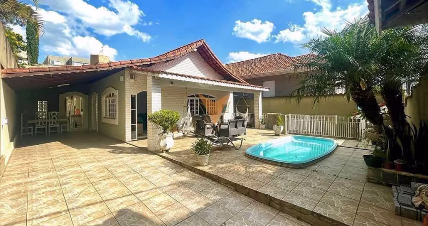 Casa para venda em Vila Diva de 131.40m² com 3 Quartos, 2 Suites e 3 Garagens