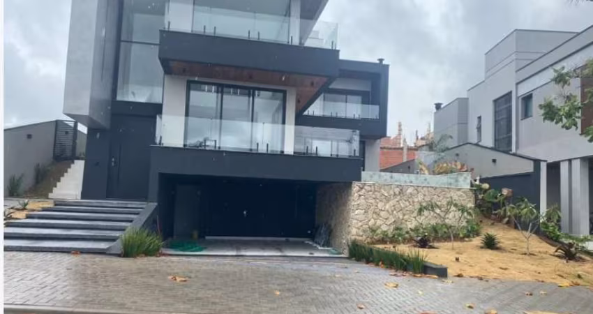 Casa para venda em Condomínio Residencial Alphaville I de 490.00m² com 5 Quartos, 5 Suites e 4 Garagens