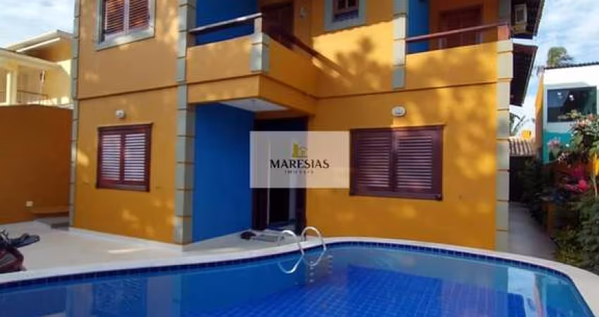 Casa para venda em Barequeçaba de 350.00m² com 8 Quartos, 5 Suites e 3 Garagens