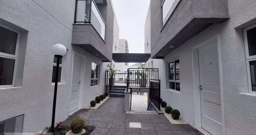 Casa de Condomínio para venda em Centro de 60.00m² com 2 Quartos, 2 Suites e 1 Garagem