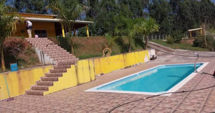 Chácara para venda em Bairro Pouso Alegre de 2700.00m² com 2 Quartos, 1 Suite e 5 Garagens