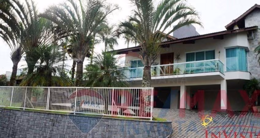 Casa para alugar em Arujázinho I, Ii E Iii de 779.00m² com 4 Quartos, 3 Suites e 13 Garagens