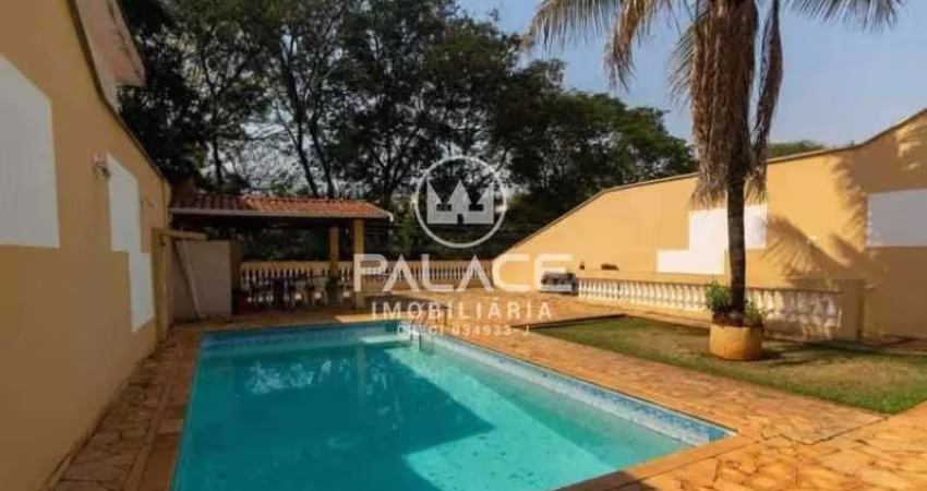 Casa para venda em Parque Santa Cecília de 287.00m² com 3 Quartos, 1 Suite e 3 Garagens