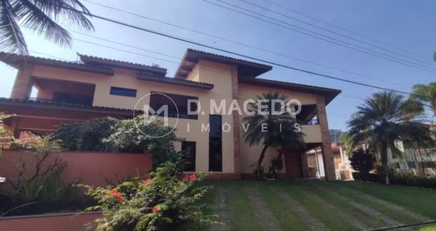 Casa para alugar em Condominio Lagoinha de 656.00m² com 5 Quartos, 5 Suites e 4 Garagens