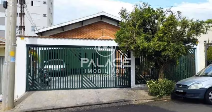 Casa para venda em São Dimas de 270.00m² com 5 Quartos, 1 Suite e 4 Garagens