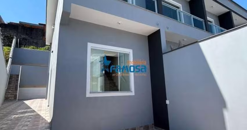 Sobrado para venda em Jardim Pinheirinho de 100.26m² com 2 Quartos e 2 Garagens