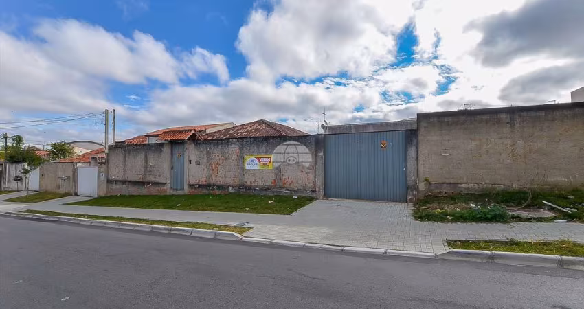 Casa para venda em Atuba de 150.00m² com 3 Quartos, 1 Suite e 6 Garagens