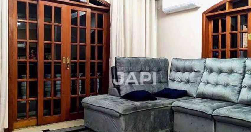 Casa para alugar em Retiro de 328.00m² com 3 Quartos, 1 Suite e 3 Garagens