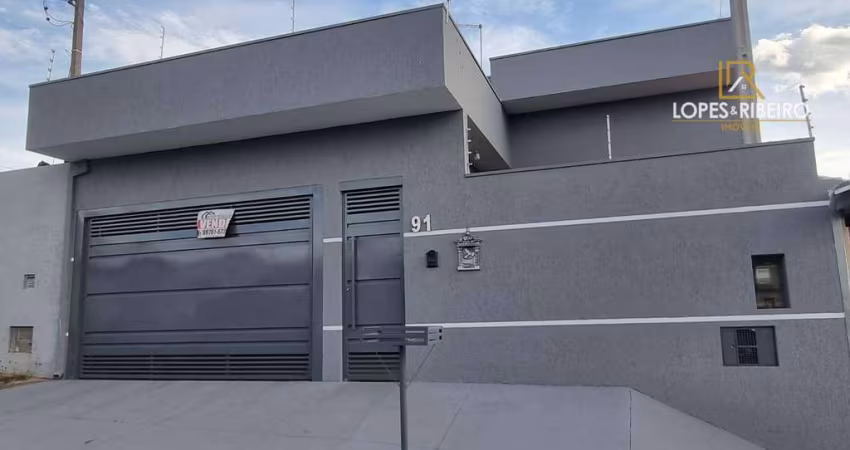 Casa para venda em Jardim Ypê de 160.00m² com 3 Quartos, 1 Suite e 2 Garagens