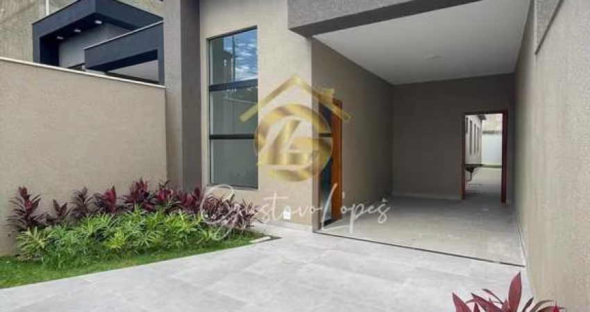 Casa para venda em Niterói de 180.00m² com 3 Quartos, 1 Suite e 3 Garagens