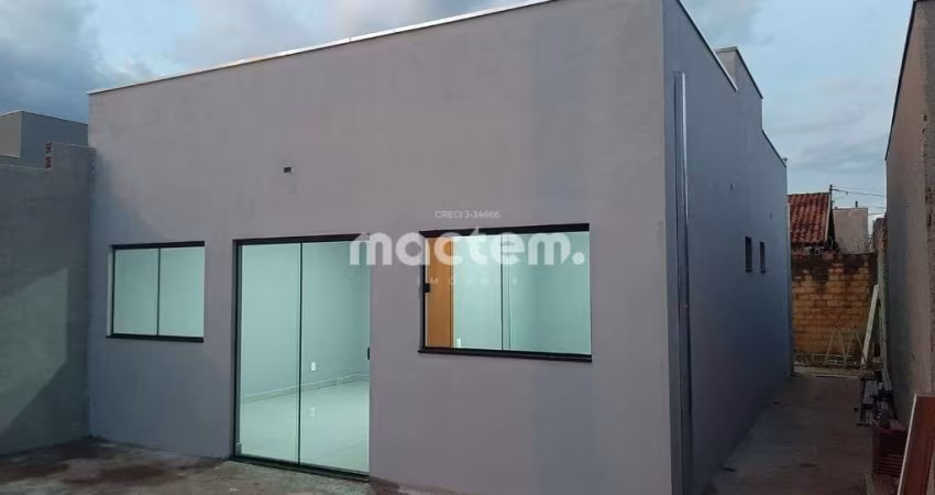 Casa para venda em Parque Das Oliveiras de 81.00m² com 2 Quartos, 1 Suite e 2 Garagens