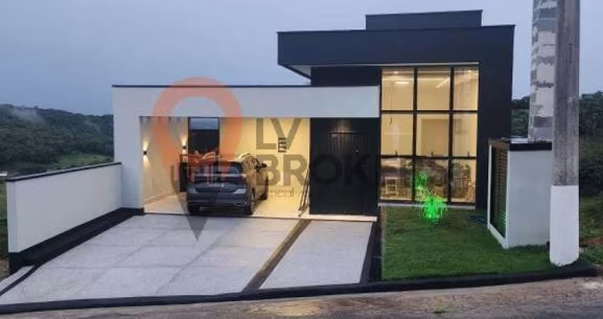 Casa para venda em Santa Isabel de 250.00m² com 3 Quartos, 3 Suites e 4 Garagens