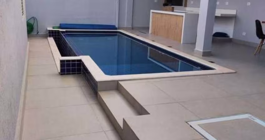 Casa para venda em Vila Frezzarim de 348.00m² com 3 Quartos, 2 Suites e 5 Garagens