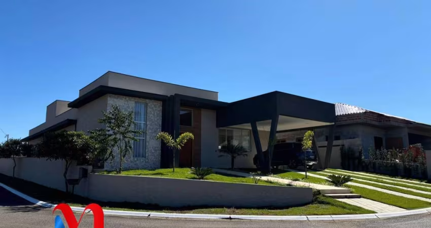 Casa para venda em Condomínio Jardim Flamboyan de 623.00m² com 3 Quartos, 2 Suites e 4 Garagens