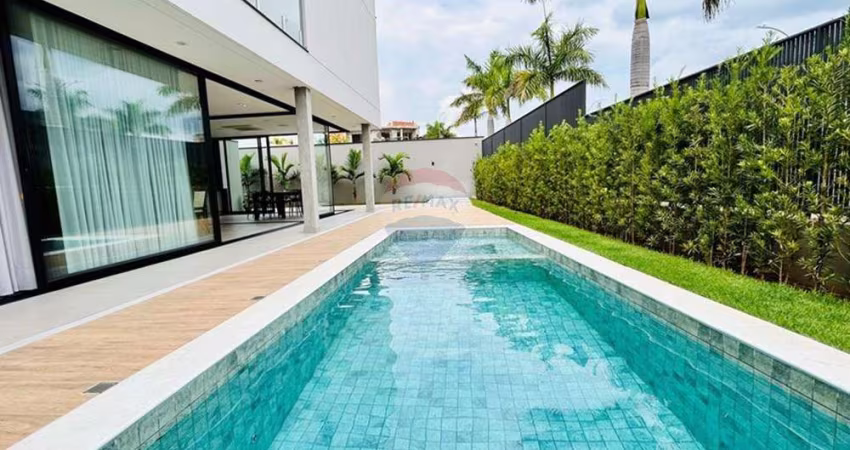 Casa de Condomínio para venda em Alphaville Nova Esplanada 3 de 448.00m² com 4 Quartos e 3 Suites