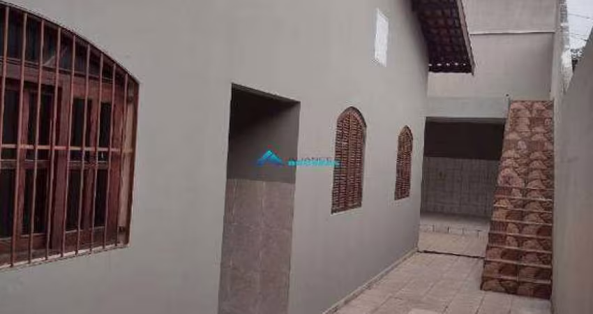 Casa para alugar em CIDADE NOVA de 243.00m² com 3 Quartos, 1 Suite e 4 Garagens