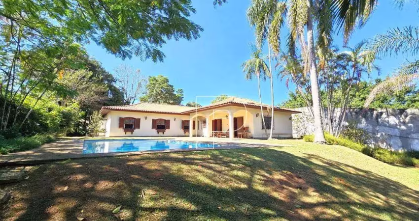 Casa de Condomínio para venda em Granja Viana de 844.00m² com 4 Quartos, 2 Suites e 10 Garagens