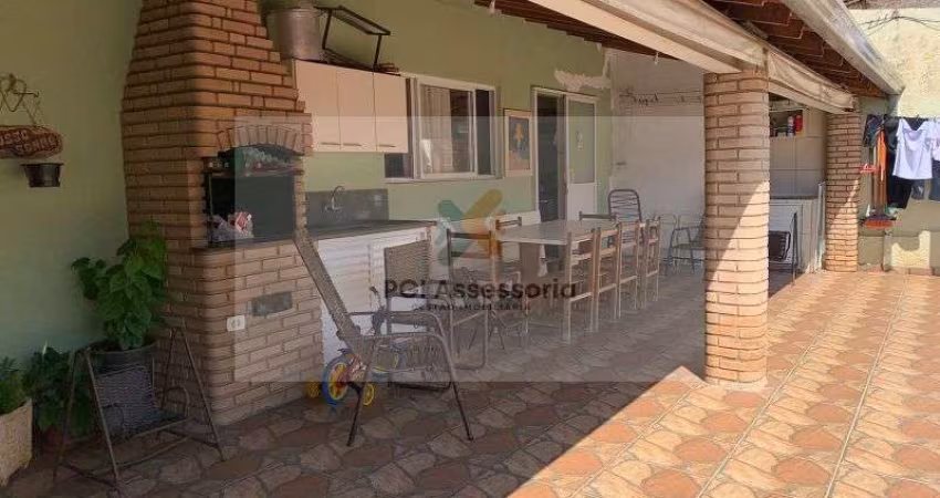Casa para venda em Jardim Simões de 300.00m² com 5 Quartos, 2 Suites e 4 Garagens