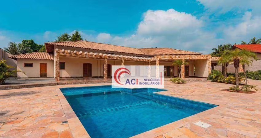 Casa de Condomínio para venda em Jardim Passárgada I de 688.00m² com 4 Quartos, 4 Suites e 6 Garagens