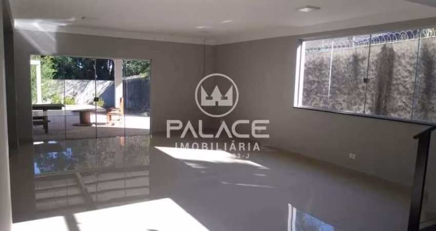 Casa para venda em Jardim Europa de 310.00m² com 3 Quartos, 3 Suites e 6 Garagens