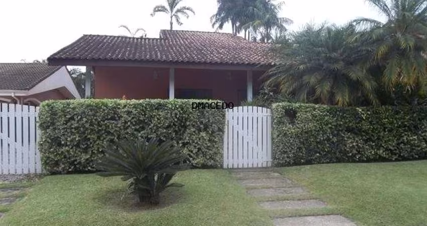 Casa para venda em Recanto Da Lagoinha de 650.00m² com 4 Quartos, 2 Suites e 4 Garagens