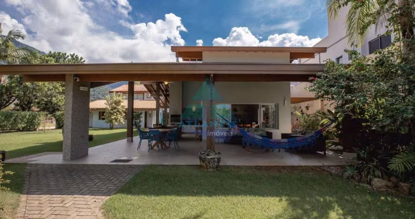 Casa para venda em Condomínio Lagoinha de 890.00m² com 4 Quartos, 4 Suites e 4 Garagens