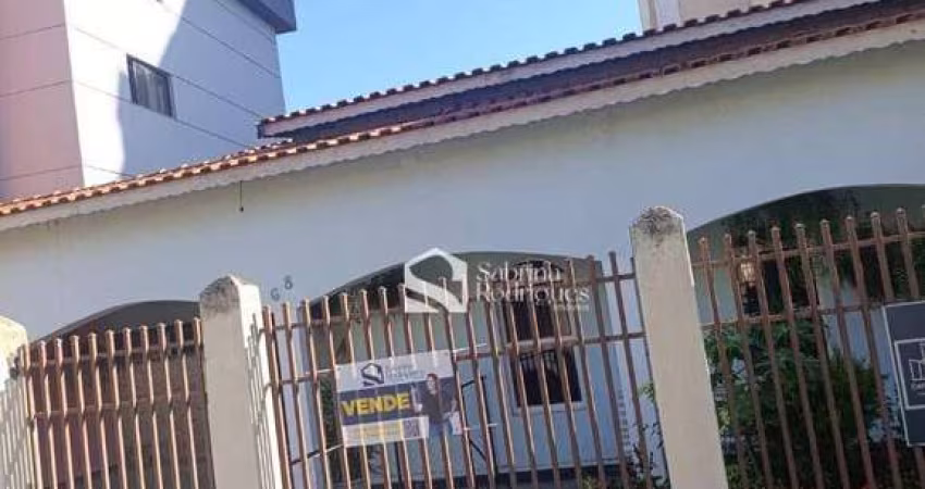 Casa para venda em Vila Nossa Senhora Aparecida de 305.00m² com 3 Quartos, 1 Suite e 10 Garagens