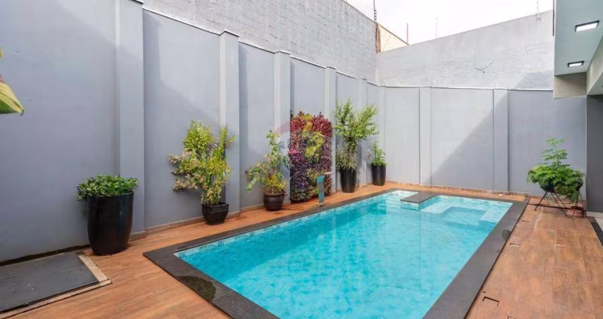 Casa para venda em Ribeirânia de 247.00m² com 3 Quartos, 3 Suites e 4 Garagens