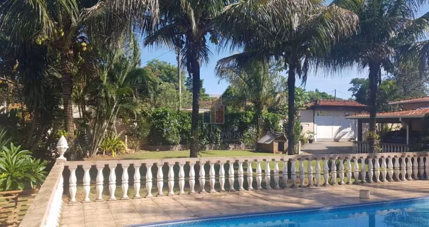 Chácara para venda em Vale Do Igapó de 380.00m² com 5 Quartos, 1 Suite e 5 Garagens