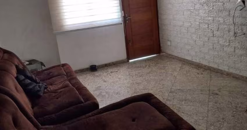 Casa para venda em Vila Matilde de 198.00m² com 3 Quartos, 1 Suite e 4 Garagens