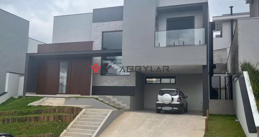 Casa de Condomínio para venda em Loteamento Vale Azul I de 284.00m² com 3 Quartos, 3 Suites e 4 Garagens