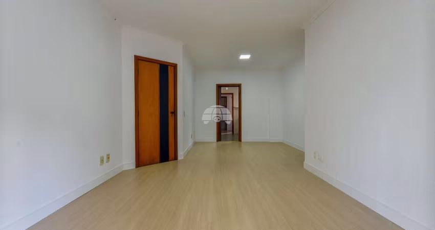 Apartamento para venda em Cabral de 104.00m² com 3 Quartos, 1 Suite e 1 Garagem