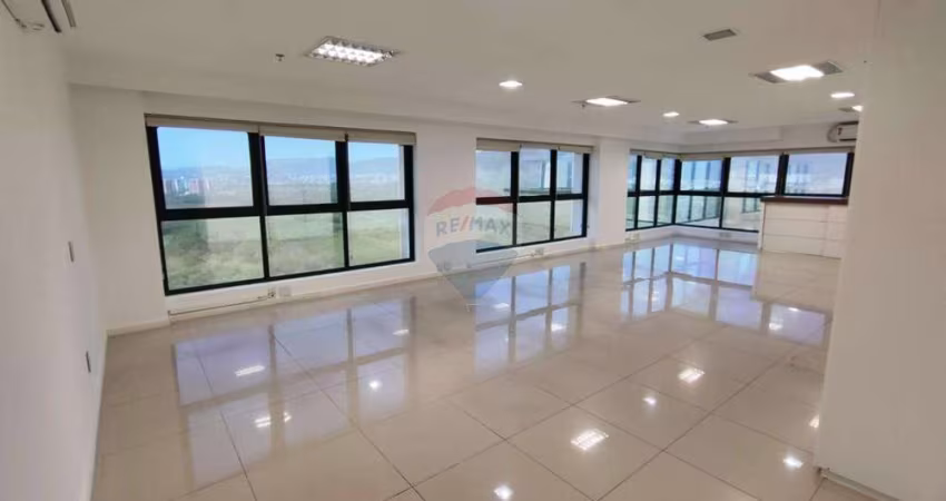 Sala Comercial para alugar em Barra Da Tijuca de 74.00m² com 2 Garagens