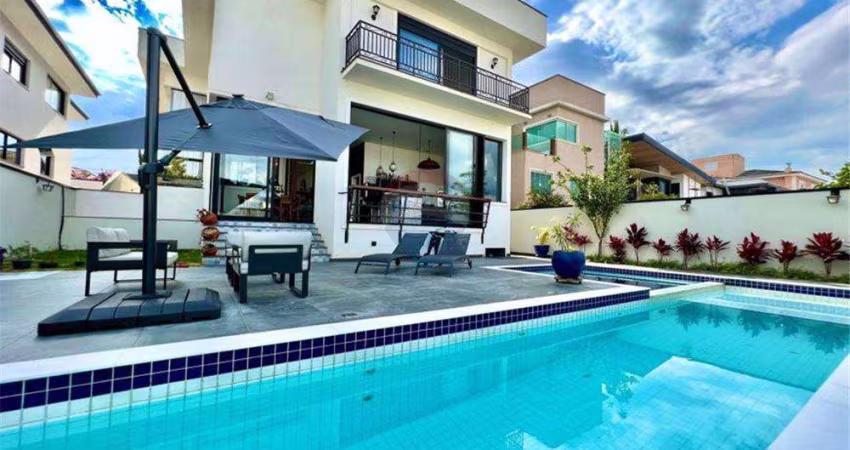 Casa de Condomínio para venda em Condomínio Reserva Da Serra de 445.00m² com 5 Quartos e 4 Suites