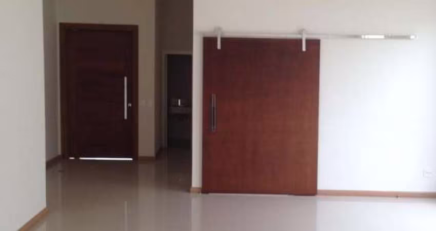 Casa de Condomínio para alugar em Parque Residencial Damha V de 300.00m² com 4 Quartos, 3 Suites e 4 Garagens