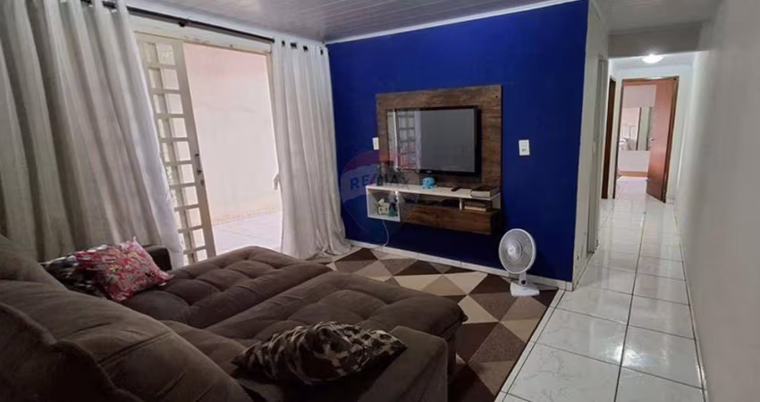 Casa para venda em Mogi-mirim Ii de 48.00m² com 2 Quartos e 1 Garagem