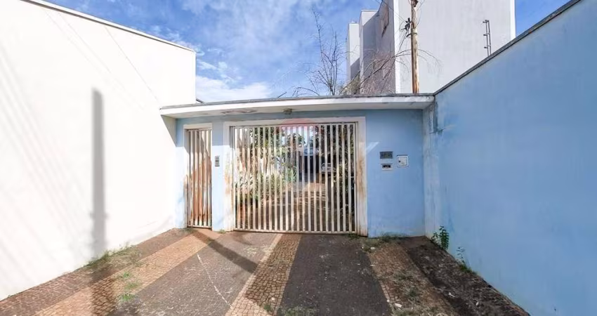 Lote / Terreno para venda em Centro de 844.00m² com 4 Quartos e 2 Garagens